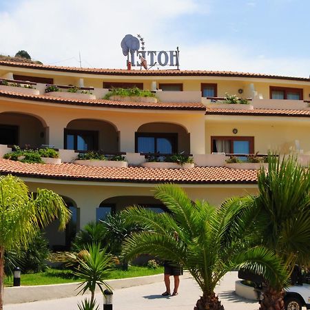 Hotel Scoglio Del Leone Zambrone Exterior photo